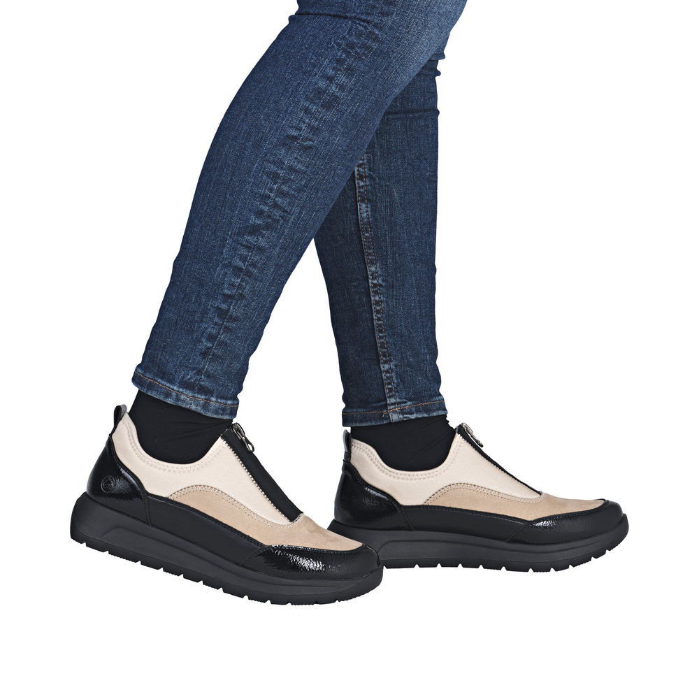 Remonte bokacsizma D2V01-60